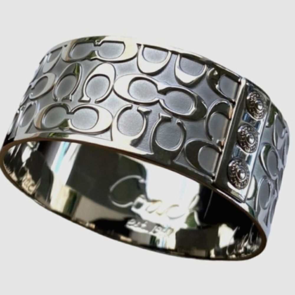 SILVER COACH LOGO BANGLE - Picture 5 of 5